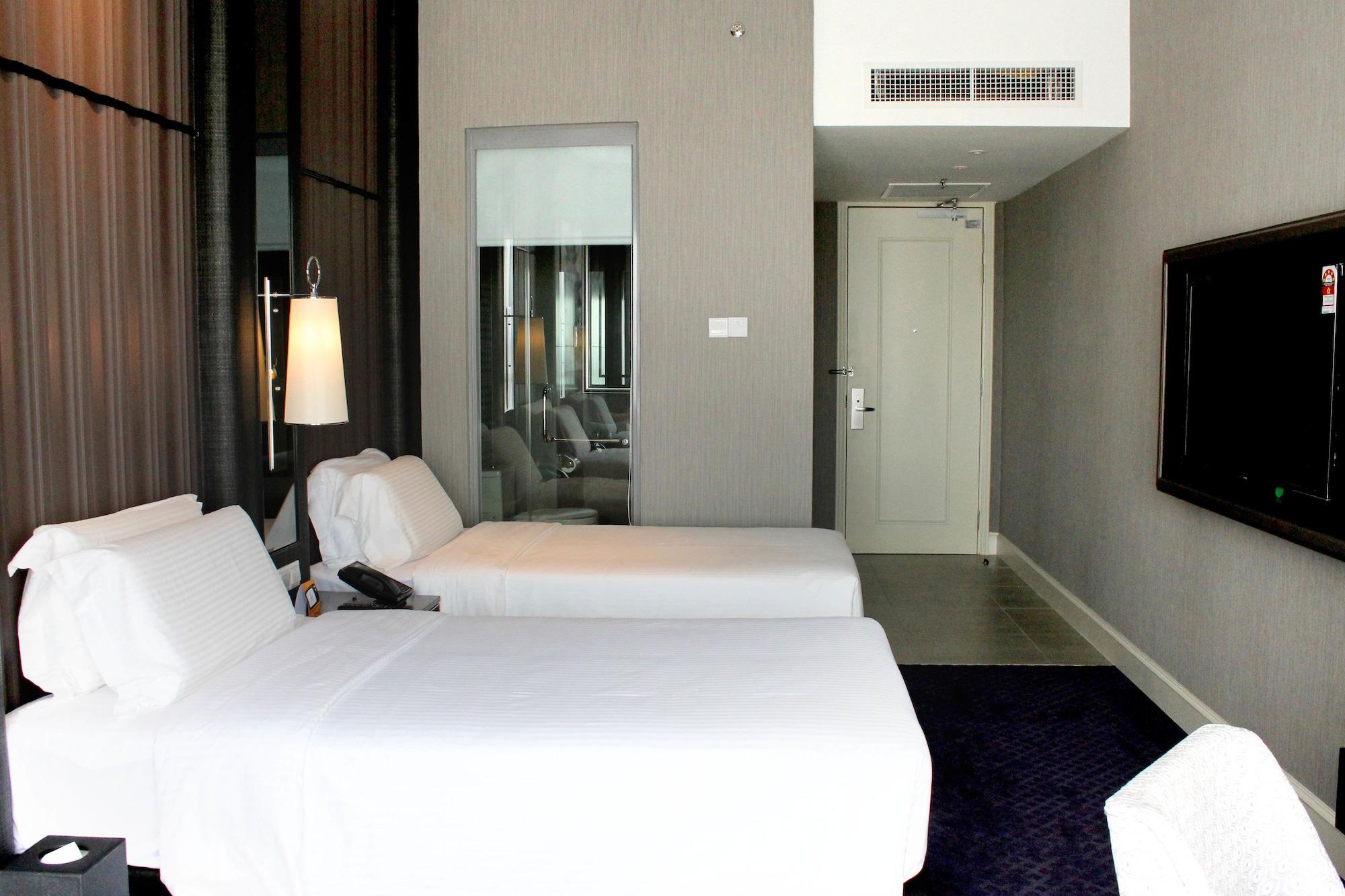 Hatten Place Melaka Buitenkant foto A room at the hotel